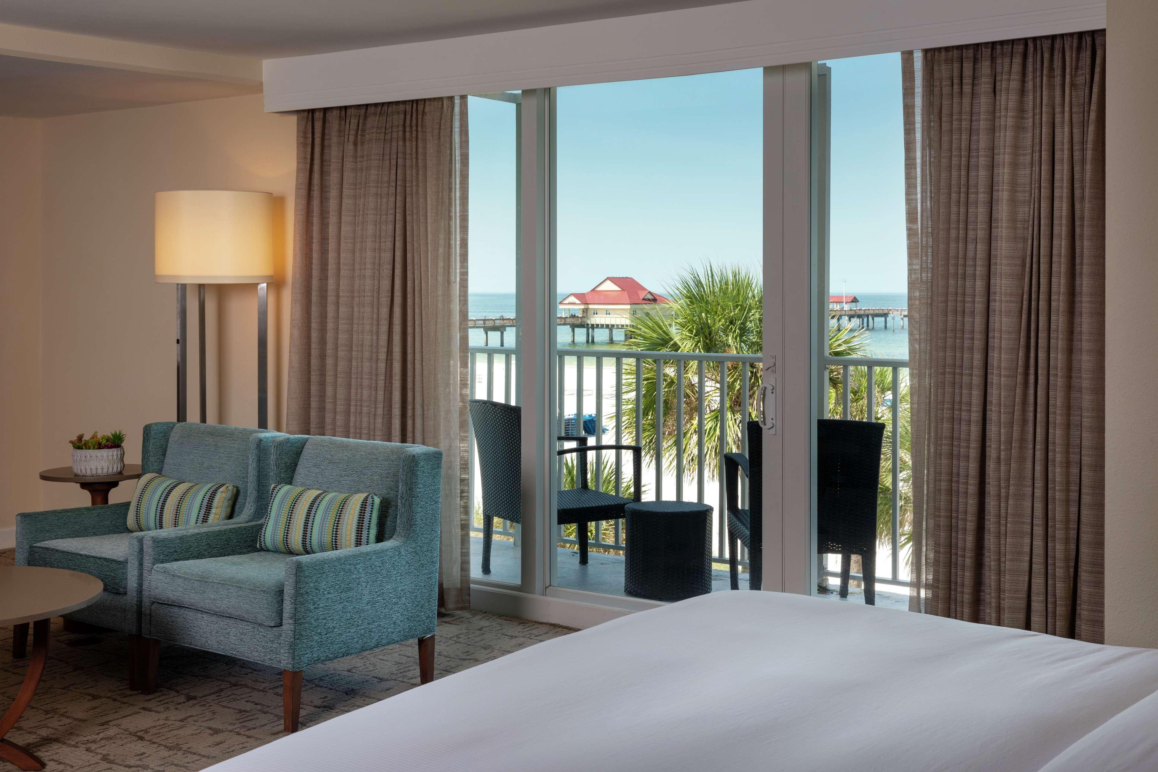 Hilton Clearwater Beach Resort & Spa Esterno foto