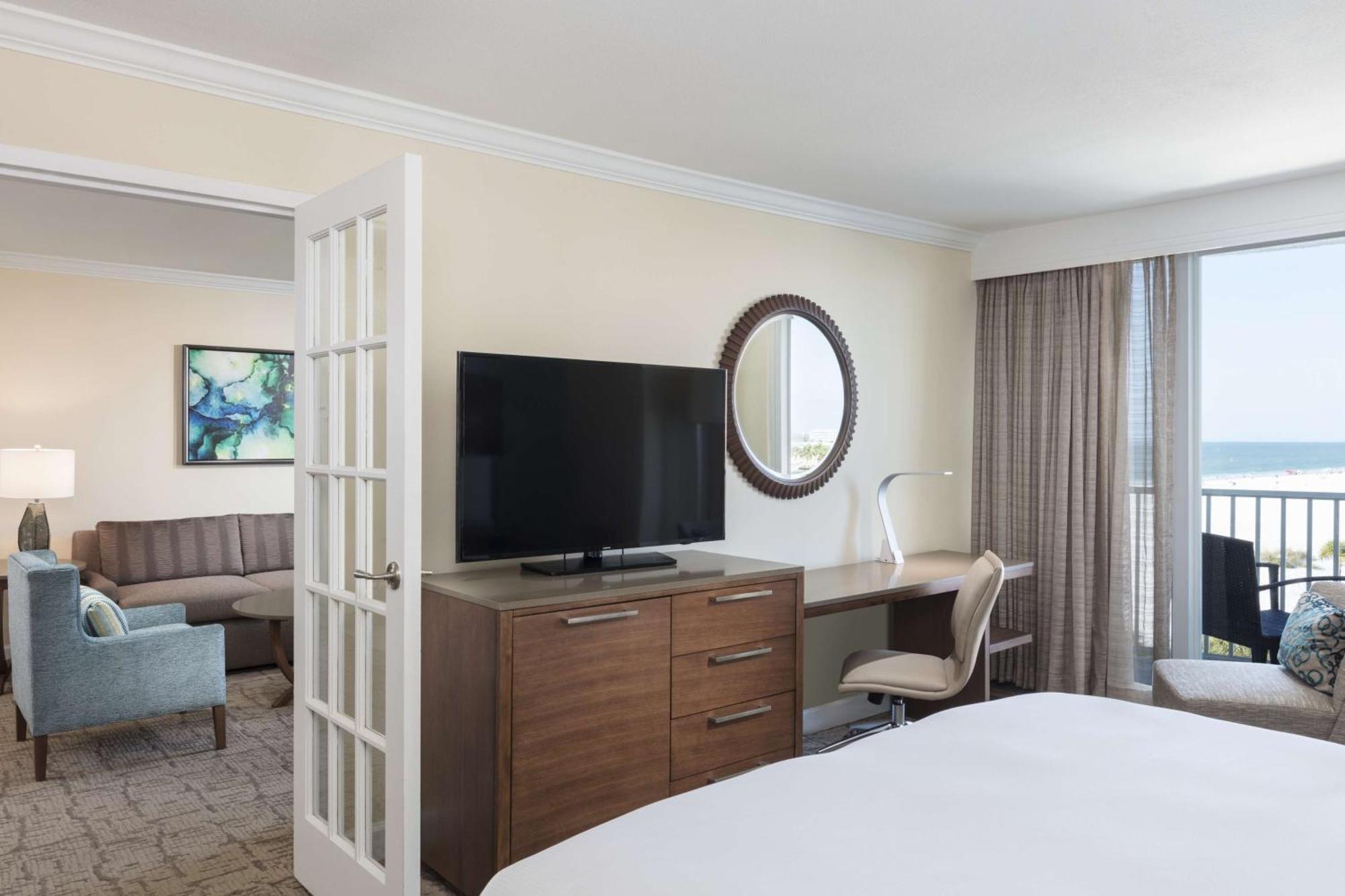Hilton Clearwater Beach Resort & Spa Esterno foto