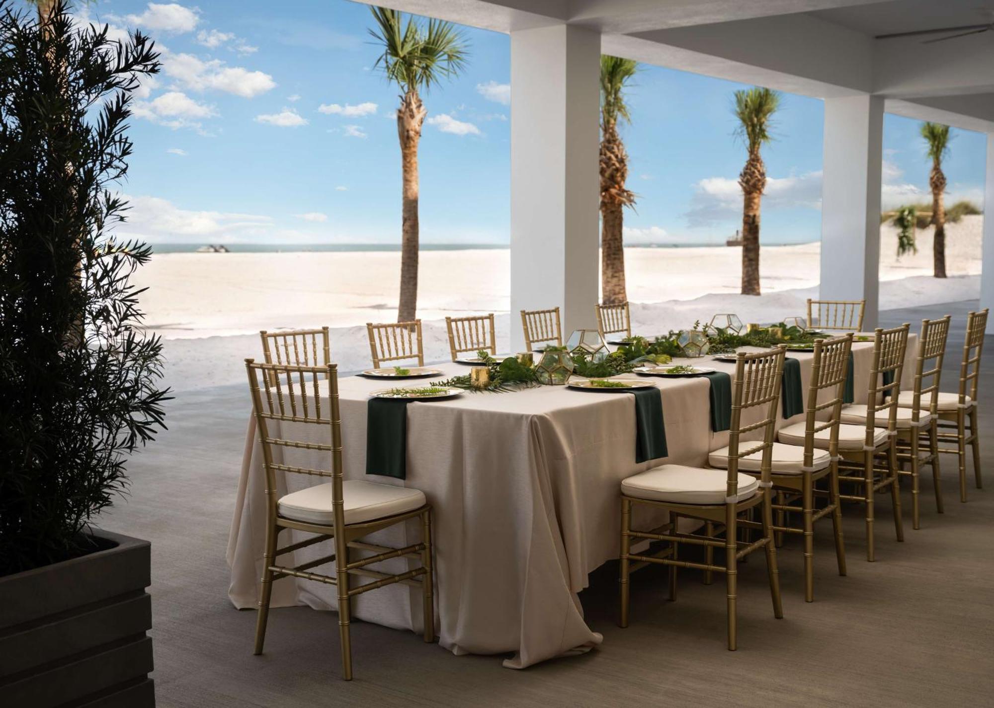 Hilton Clearwater Beach Resort & Spa Esterno foto