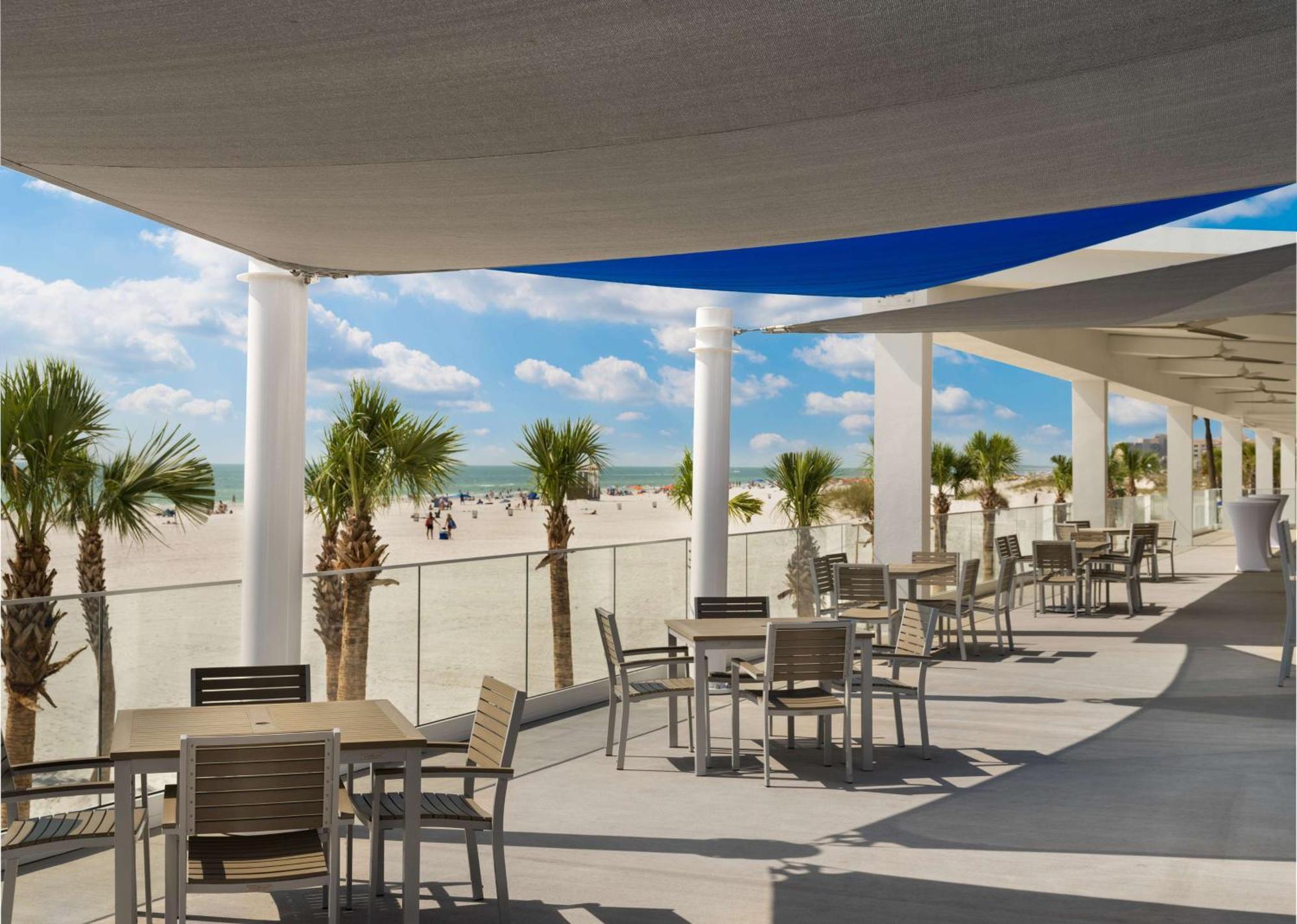 Hilton Clearwater Beach Resort & Spa Esterno foto
