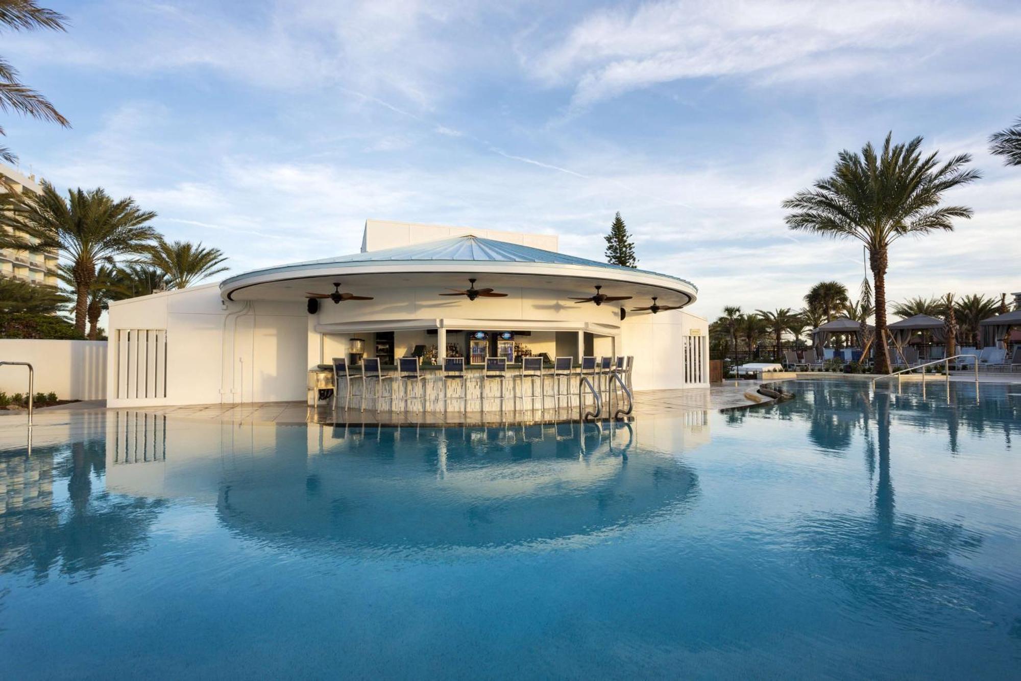 Hilton Clearwater Beach Resort & Spa Esterno foto